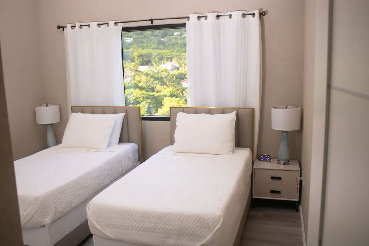 Golden Pear Villa - 3 Bedroom Apt. 1 — photo 8