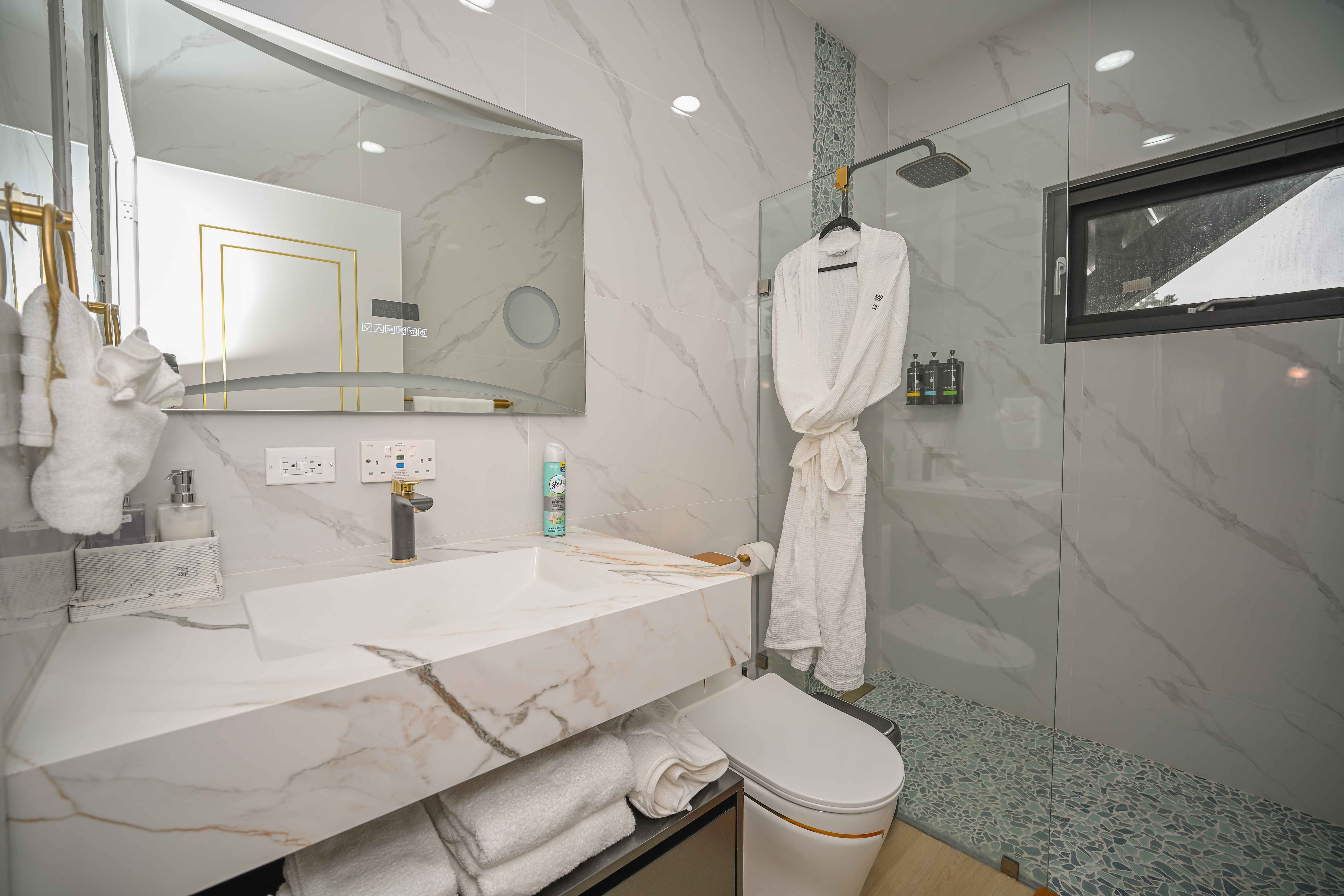 Golden Pear Villa - MSV Pine Apple Suite — photo 12