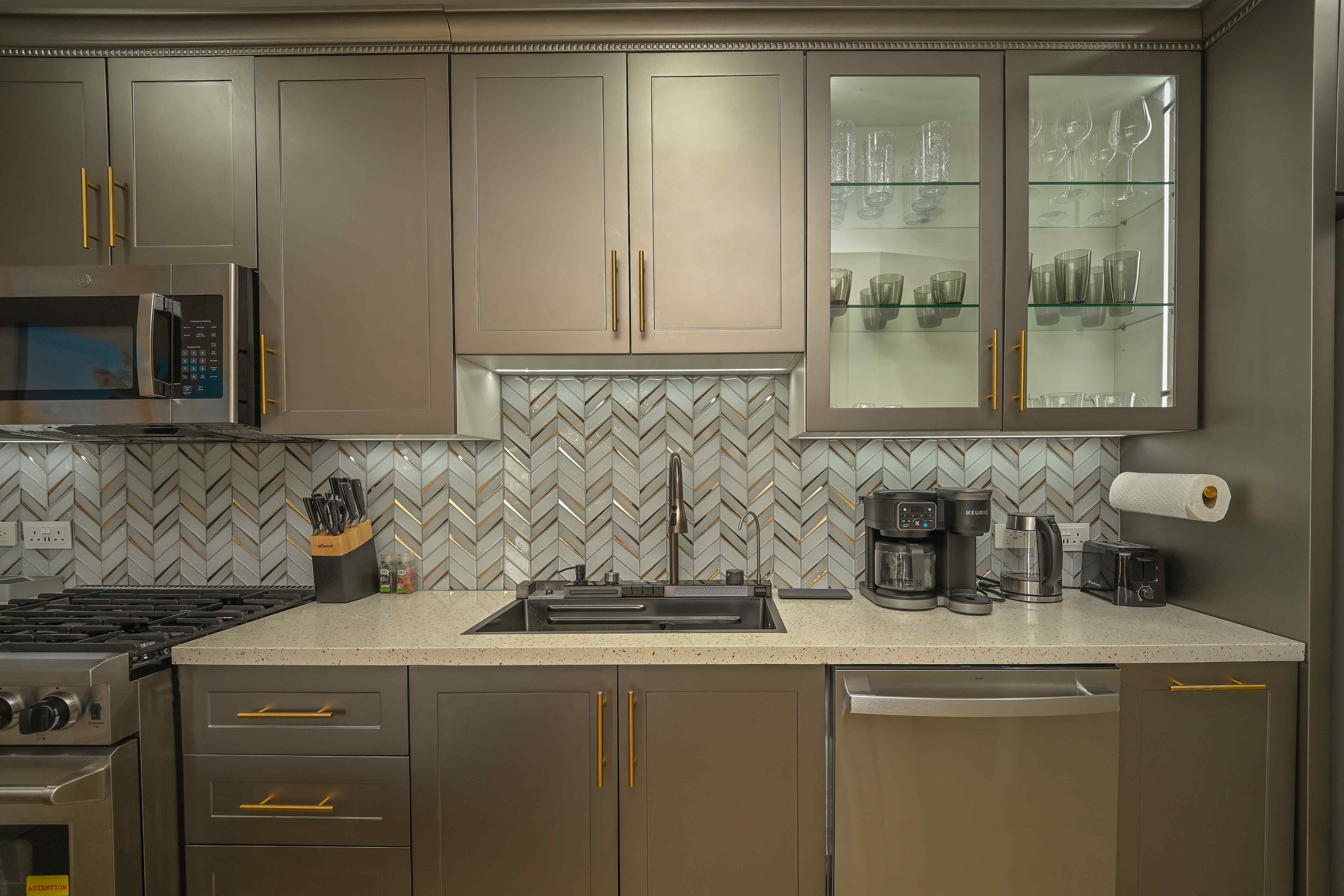 Golden Pear Villa - MSV Sugar Apple Suite — photo 6