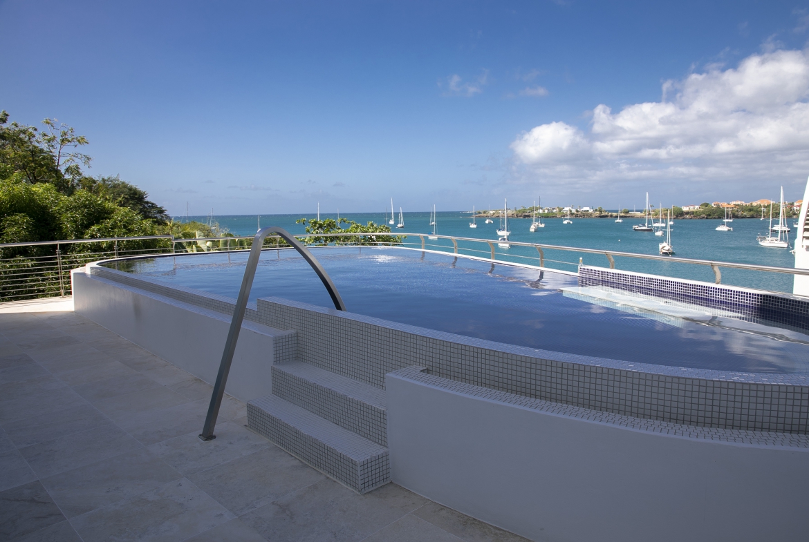 Prickly Bay Waterside - Luxury 2 Bedroom Apartment — photo 2