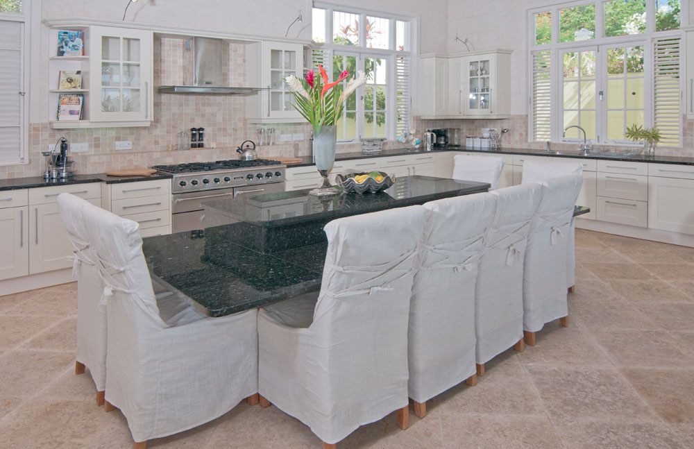 Rolling Surf - Luxury Beachside Villa — photo 9